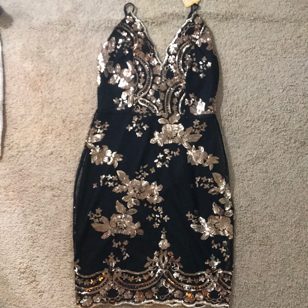 !!SOLD!! Black and gold sequin dress
